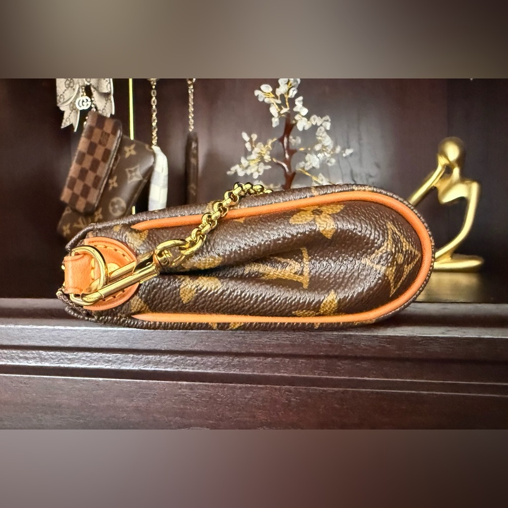 Authentic Louis Vuitton Monogram Eva Clutch/Wristlet/Shoulder/Crossbody Bag - Picture 7 of 16
